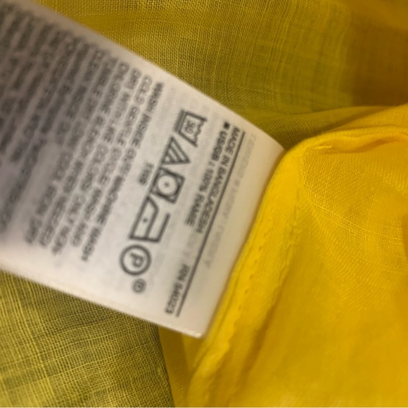 Banana Republic beautiful Yellow blouse NWT!!! - Picture 3 of 6